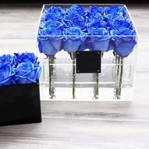 scatola di fiori acrilici fatti a mano 