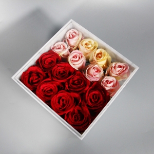 più recente elegante scatola di rose in conserva acrilica personalizzata 