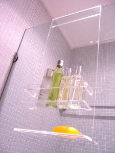 carrello da doccia in acrilico trasparente personalizzato 