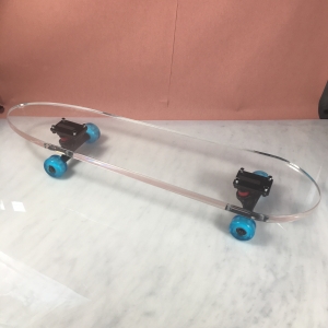 skateboard acrilico