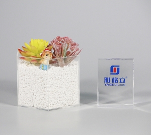 Vaso per fioriera in perspex acrilico trasparente a 4 lati 