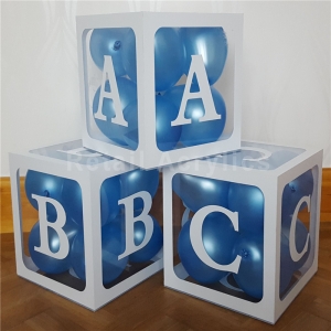 scatola da esposizione in acrilico a forma di lettera per baby show 