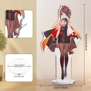 Stand in acrilico con personaggi realizzati dai fan 