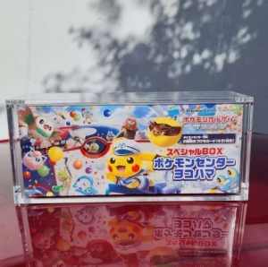 Booster Pokemon Acrilic Booster Pikachu Poncho Collection Box 