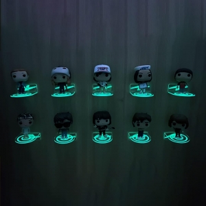 Piccoli ripiani galleggianti in acrilico trasparente per Funko Pop