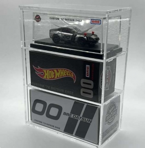 Vetrina espositiva in acrilico con cartoncino Hot Wheels personalizzata 