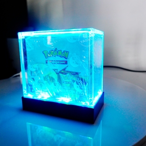 Scatole di espansione Pokémon in acrilico LED personalizzabili 
