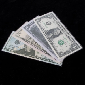 vendita all'ingrosso di banconote e banconote in contanti 