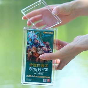 Custodia magnetica in acrilico trasparente di alta qualità per la confezione booster di One Piece. 