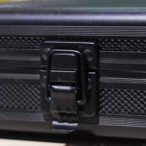 Custodia di archiviazione in metallo nero per PSA con serratura | Produttore di accessori TCG YAGELI 